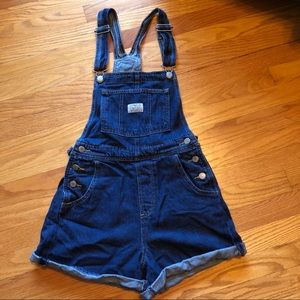 Short overalls by Levi, size XS